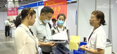 多地為學生開展普通高校志愿填報相關(guān)咨詢工作